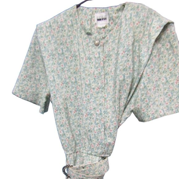 Vintage Leslie Fay floral dress with belt and shoulder pads - Picture 3 of 15